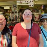 Active US mother and daughters experienced both traditional and state-of-the-art Japan in the same day.
