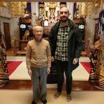 A tourist from the Canary Islands to Kashiwa experiences a Buddhist monk's prayer at a temple.